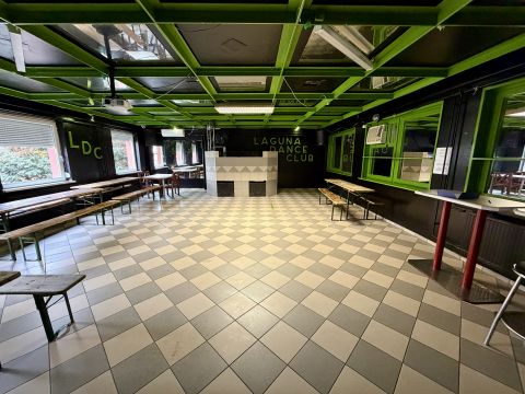 Eladó Vendéglátás 7300 Komló 