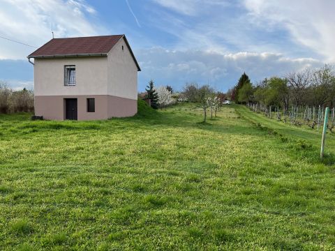 Eladó Telek 8157 Füle 