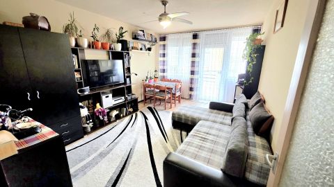 Eladó Lakás 1203 Budapest 20. kerület , Világos, 62 nm-es lakás a XX. kerületben kiváló elosztással