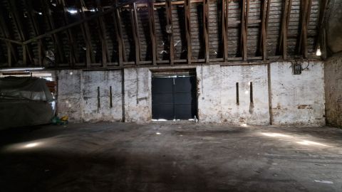 Kiadó Ipari 2071 Páty 