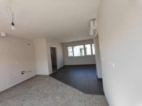 Eladó Lakás 6000 Kecskemét , Kertkapcsolatos belvárosi társasházi lakások