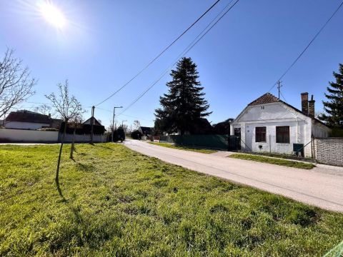 Eladó Ház 9026 Győr , 9026 Győr, Révfalu