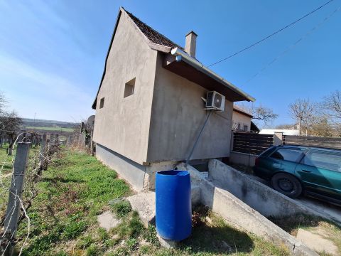 Eladó Ház 2060 Bicske 