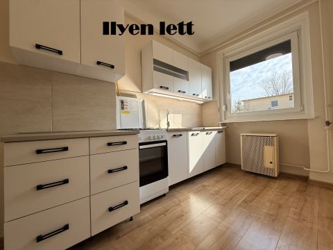 Eladó Lakás 6000 Kecskemét , Kecskeméten 69m2-es felújított lakás eladó