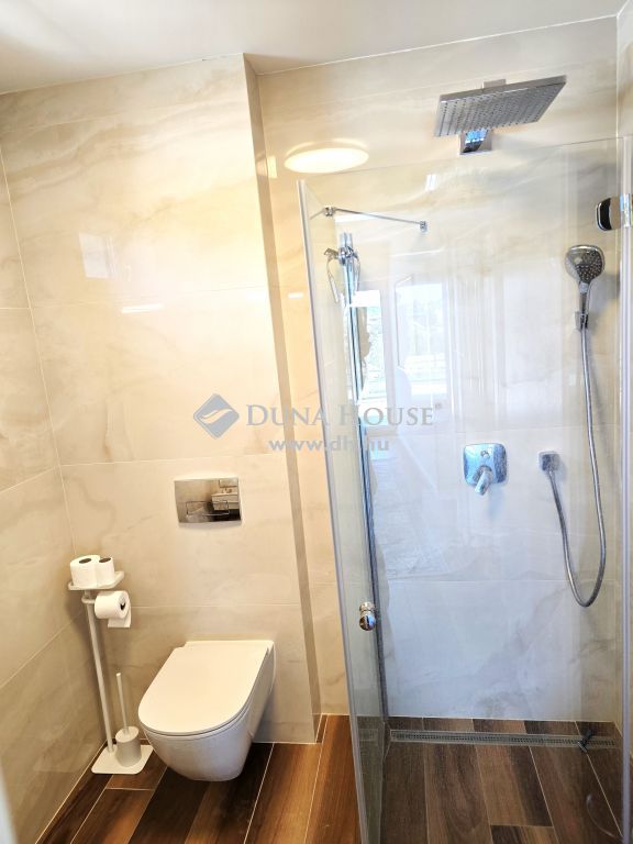 7624 Pécs , Egyetemváros-Belváros határán felújított garzon lakás — 1/4