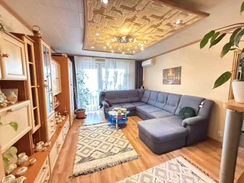 Eladó Lakás 1214 Budapest 21. kerület 