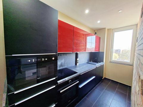 Eladó Lakás 1214 Budapest 21. kerület 