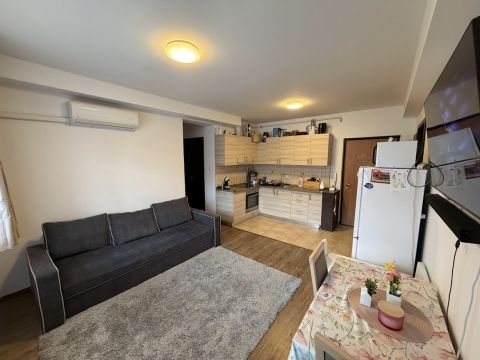 Eladó Lakás 2310 Szigetszentmiklós Dujmó lakóparkban nappali + 3 szobával !