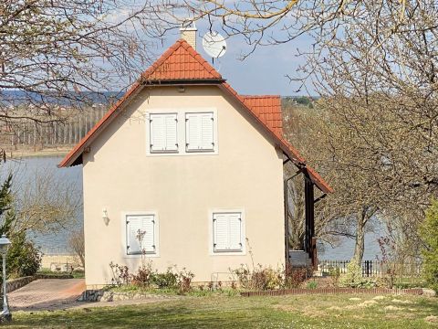 Eladó Ház 8052 Fehérvárcsurgó 