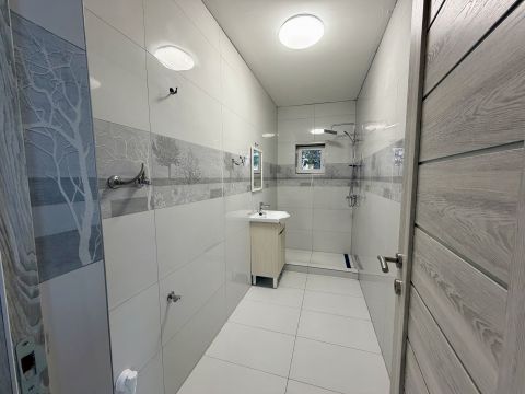 Eladó Ház 2424 Előszállás központ közelében