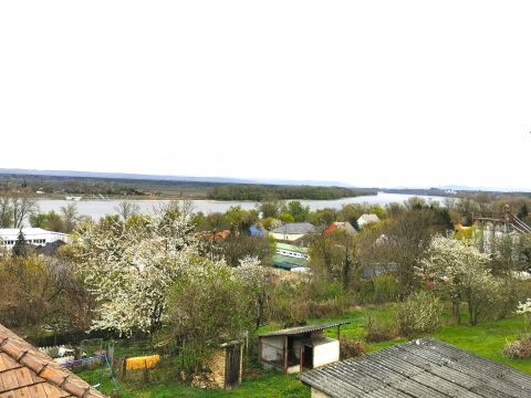 Eladó Ház 2541 Lábatlan  