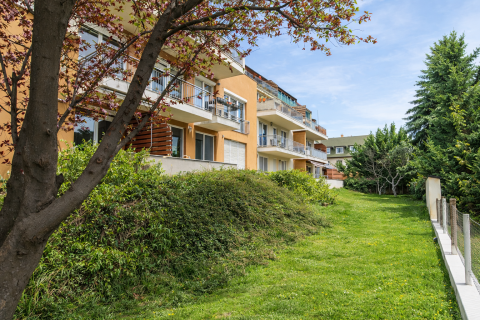 Eladó Lakás 1147 Budapest 14. kerület , Teraszos zuglói lakás csendes utcában 