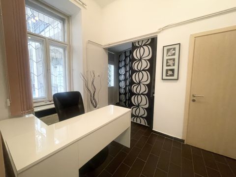 Eladó Lakás 1137 Budapest 13. kerület 