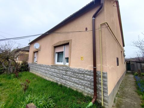 Eladó Ház 7200 Dombóvár VI. utca