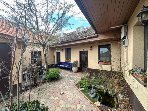 Eladó Ház 2000 Szentendre 