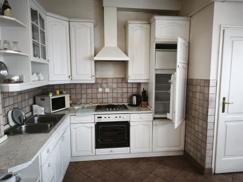 Eladó Lakás 9700 Szombathely , Déli városrészen, nappali+4 szoba, több szinten