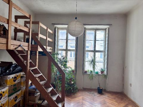 Eladó Lakás 1085 Budapest 8. kerület , 1085 Budapest 8, Palotanegyed