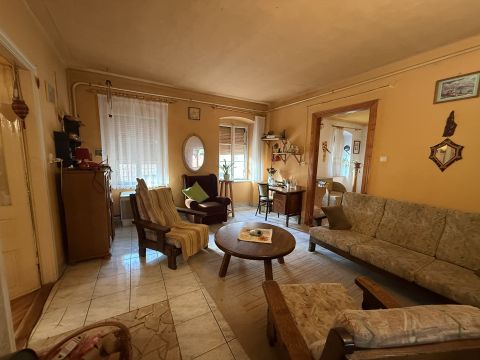 Eladó Lakás 7625 Pécs Tettye