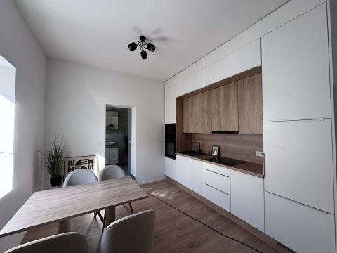 Eladó Lakás 7621 Pécs 