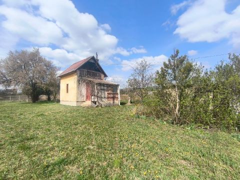 Eladó Ház 8096 Sukoró , 8096 Sukoró, zártkert