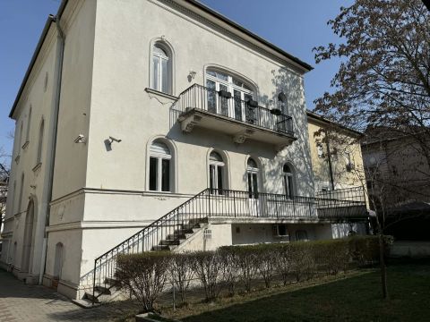 Kiadó Iroda 1062 Budapest 6. kerület 6. kerület Diplomatanegyedben villaépületi iroda