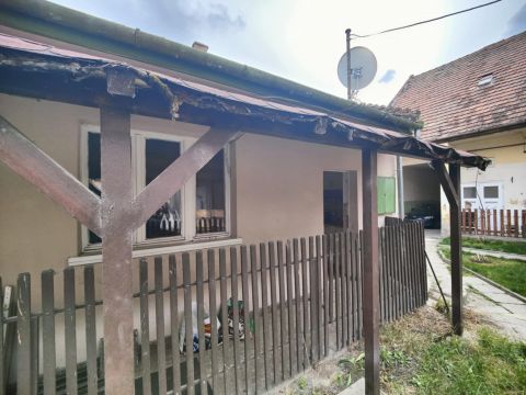 Eladó Ház 1239 Budapest 23. kerület , Hősök Tere közelében