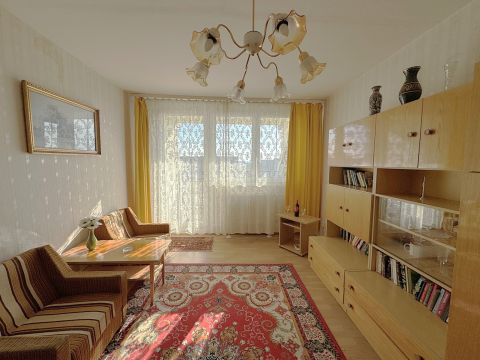 Eladó Lakás 1039 Budapest 3. kerület 