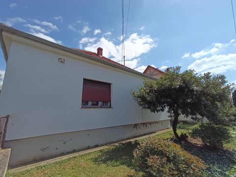 Eladó Ház 7761 Kozármisleny 