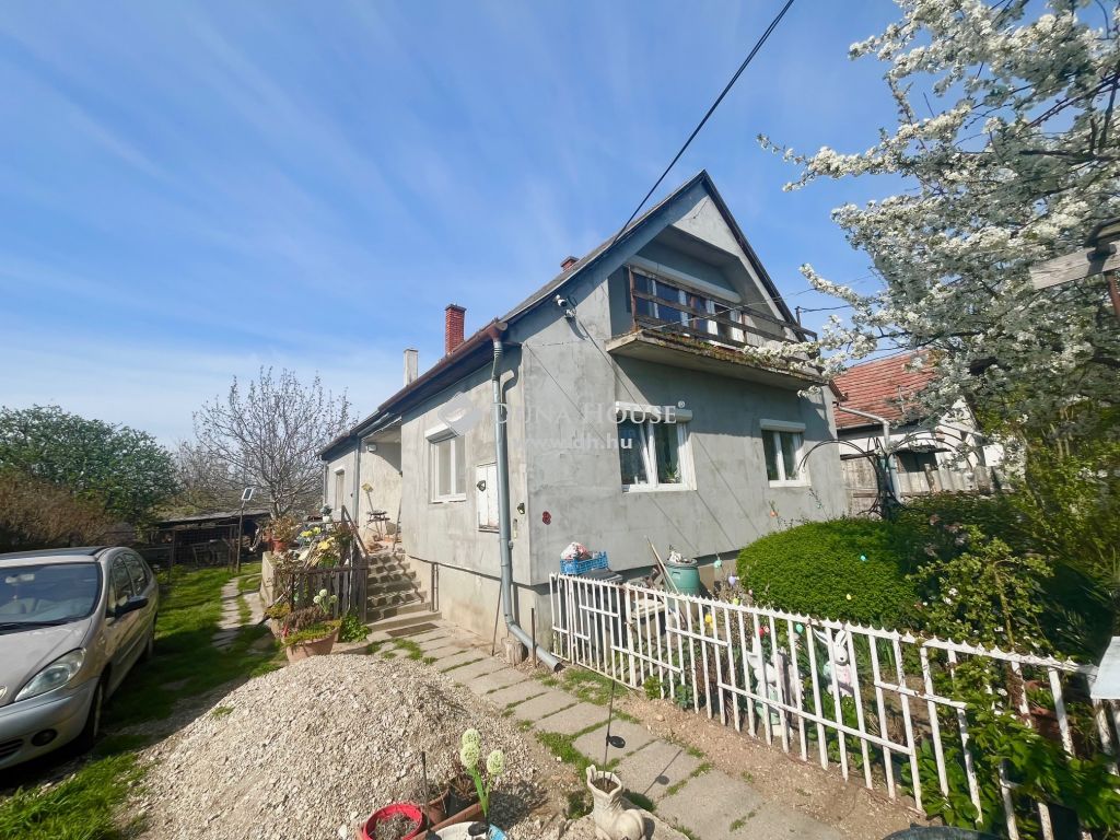 8000 Székesfehérvár , Kisfaludi családi ház — 1/29