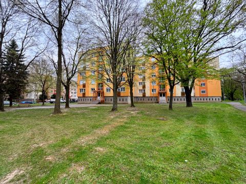 Eladó Lakás 9700 Szombathely tipp-topp állapotú, bútorozott lakás 