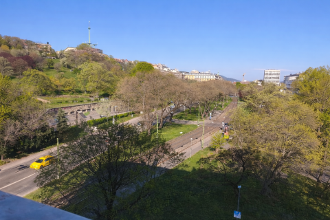 Eladó Lakás 1013 Budapest 1. kerület , I. kerület, Attila út – Tabánra panorámás kis lakás