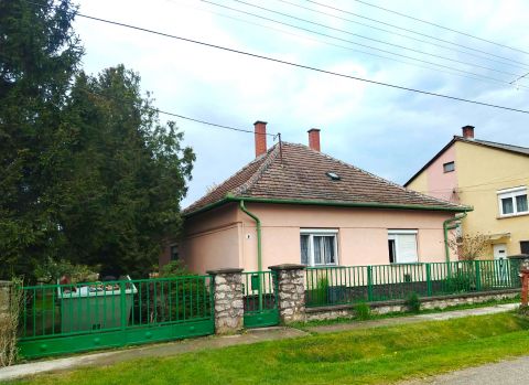 Eladó Ház 9351 Babót , Petőfi sor közelében