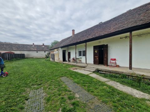 Eladó Ház 7349 Szászvár 