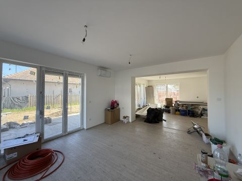 Eladó Ház 1182 Budapest 18. kerület , Amerikai konyhás nappali+4 hálószobás új építésű családi ház