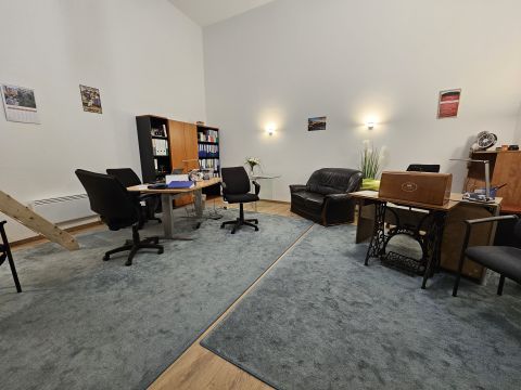 Kiadó Iroda 1053 Budapest 5. kerület 