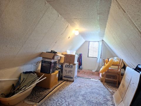 Eladó Ház 2252 Tóalmás A Strandtól 5 perc sétára