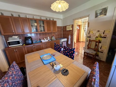 Eladó Ház 2454 Iváncsa 