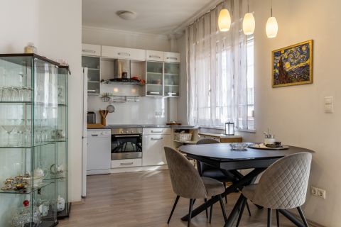 Eladó Lakás 1015 Budapest 1. kerület 