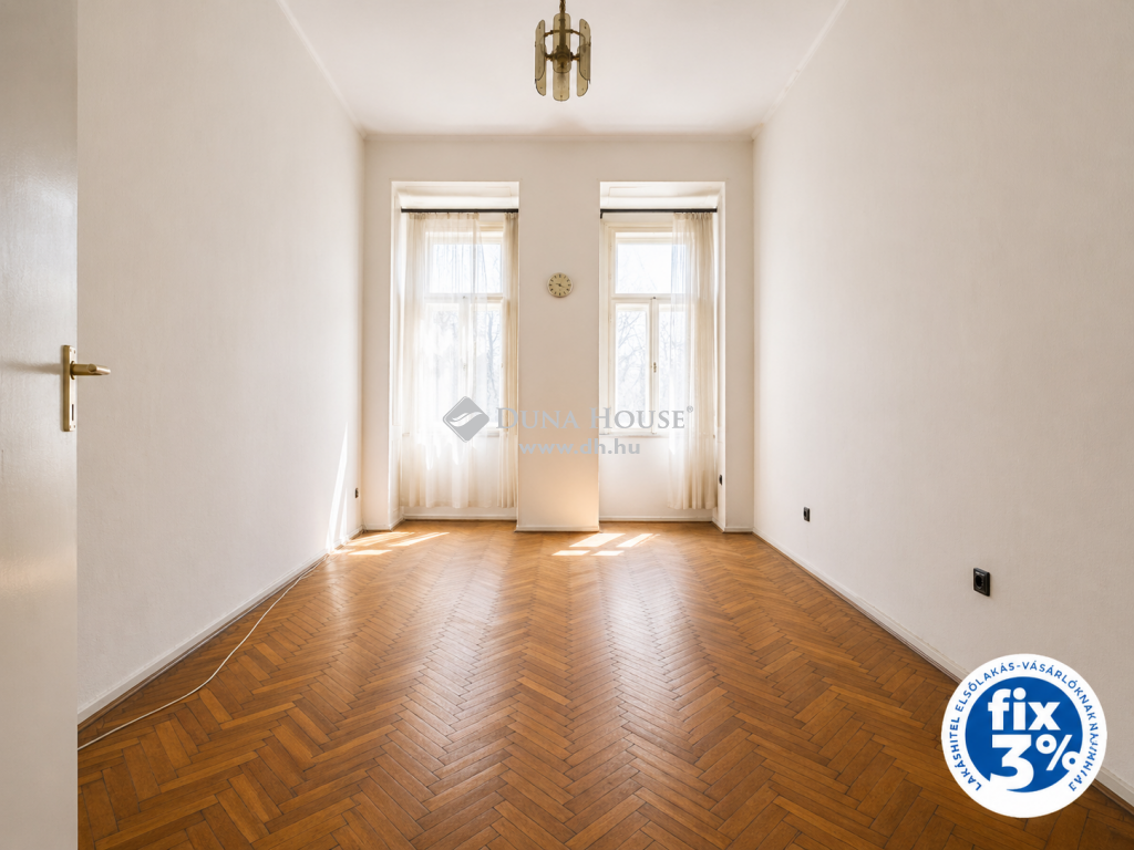 1075 Budapest 7. kerület — 1/12