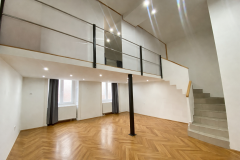 Eladó Lakás 1065 Budapest 6. kerület 