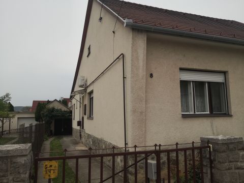 Eladó Lakás 7632 Pécs 