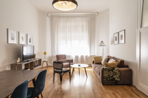 Eladó Lakás 1137 Budapest 13. kerület Újlipótvárosi klasszikus tégla, modern állapotban Eladó!