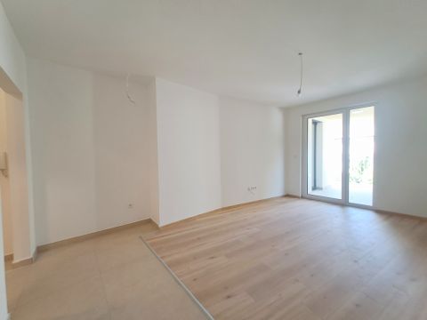 Eladó Lakás 1073 Budapest 7. kerület Azonnal költözhető új ép. lakás a Blahánál