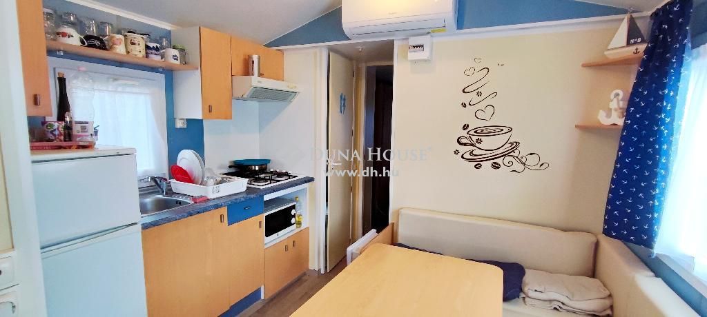 8175 Balatonfűzfő , 8175 Balatonfűzfő, Külterület — 1/15