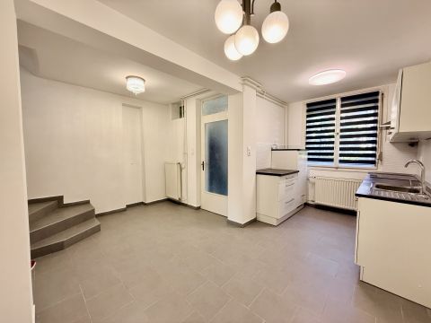 Kiadó Ház 8900 Zalaegerszeg 