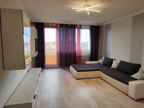 Kiadó Lakás 6000 Kecskemét 