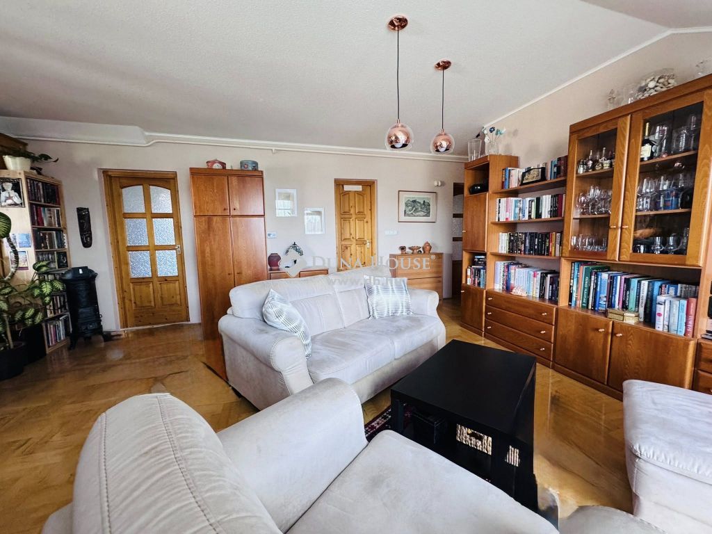 For sale Flat Budapest XVIII. kerület, 