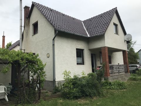 Eladó Ház 8043 Iszkaszentgyörgy 