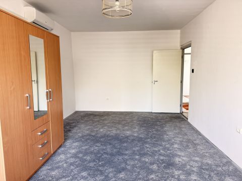 Kiadó Lakás 7632 Pécs 