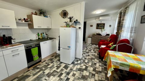 Eladó Ház 9700 Szombathely , Parkerdei út mentén 
